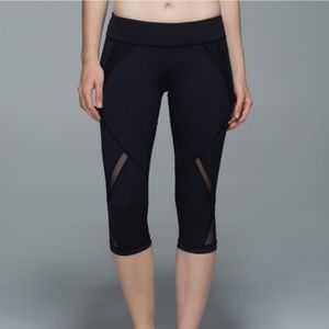 Lululemon Cool To Street Crop Black Size 10